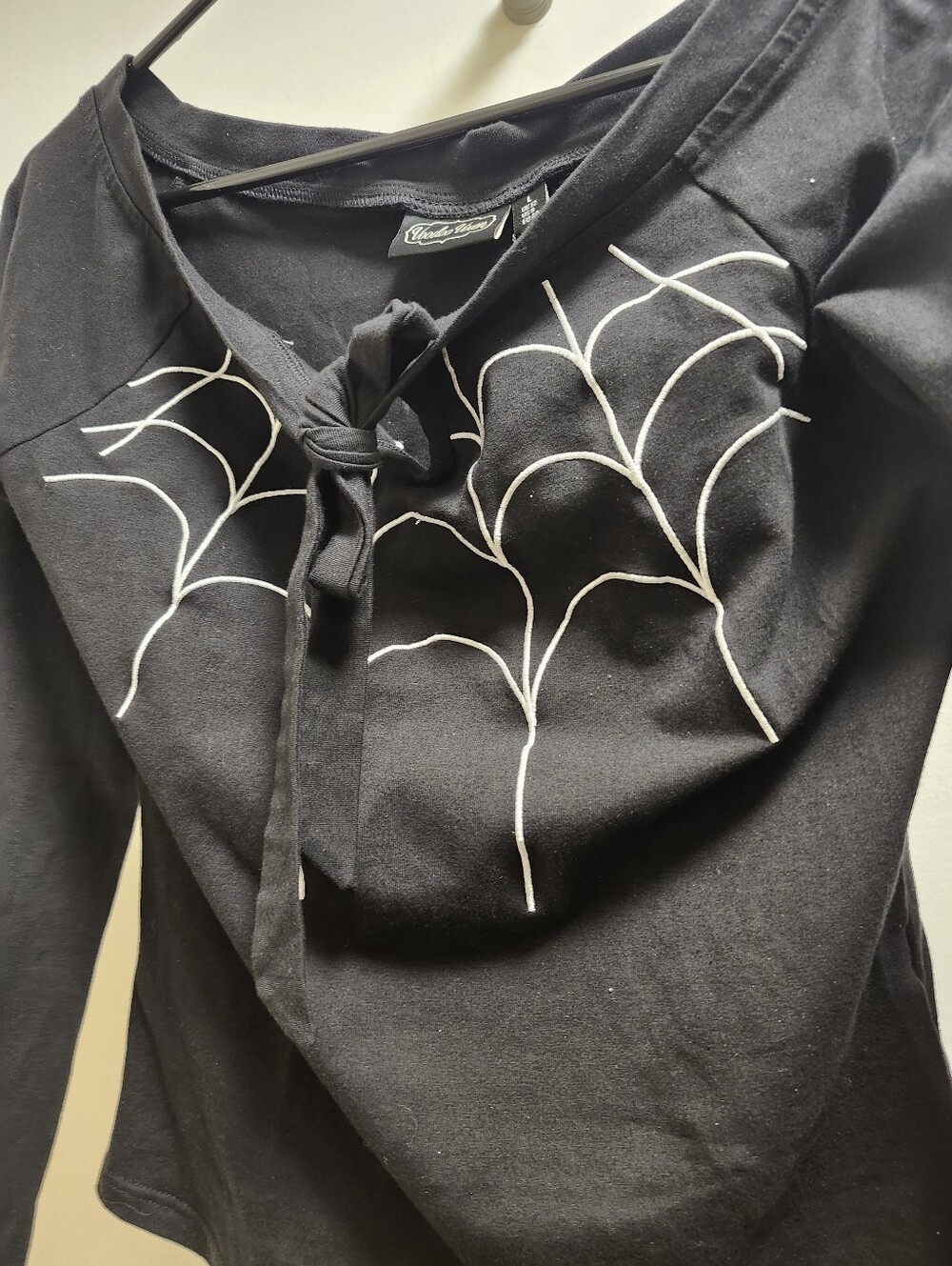Voodoo Vixen Spiderweb Top - Picture 3 of 3